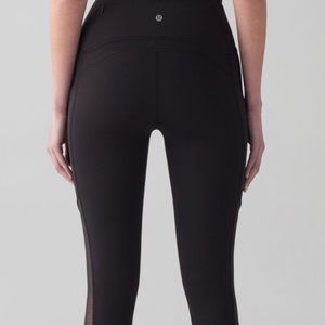 Lululemon sole training crop